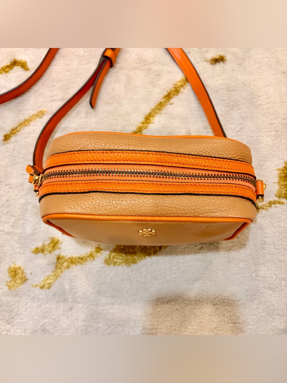 Tory Burch
Blake Color-Block Mini Camera Bag - Picture 6 of 11